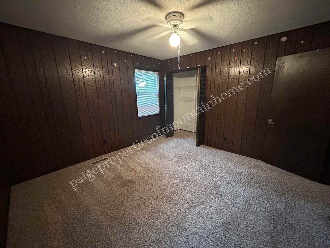 14 Worthen Dr - Photo 2 of 37