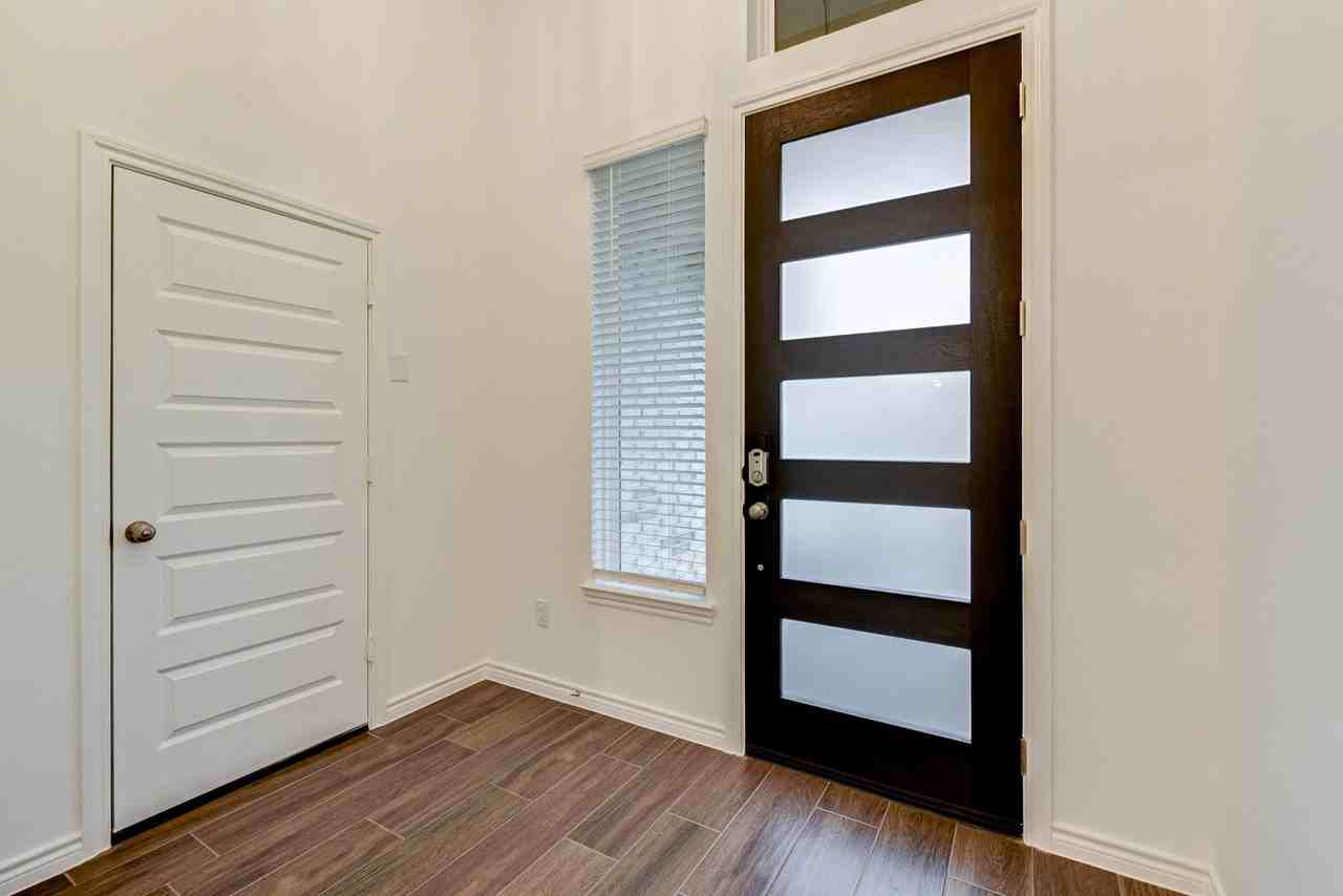 7226 Yarrow Blossom Ct - Photo 3 of 20