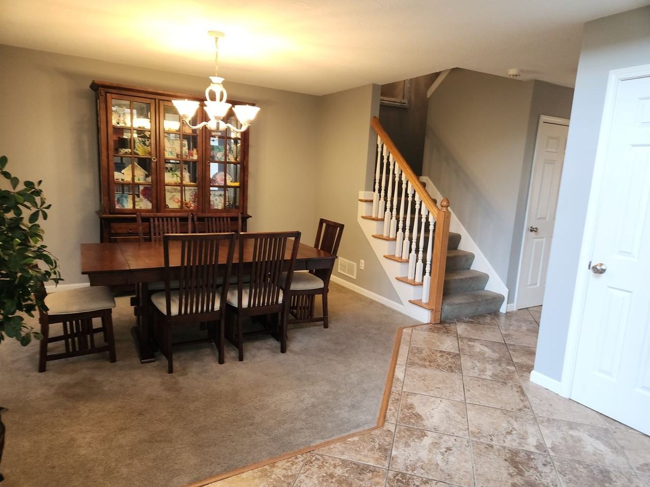 6013 Frances Ct - Photo 3 of 10