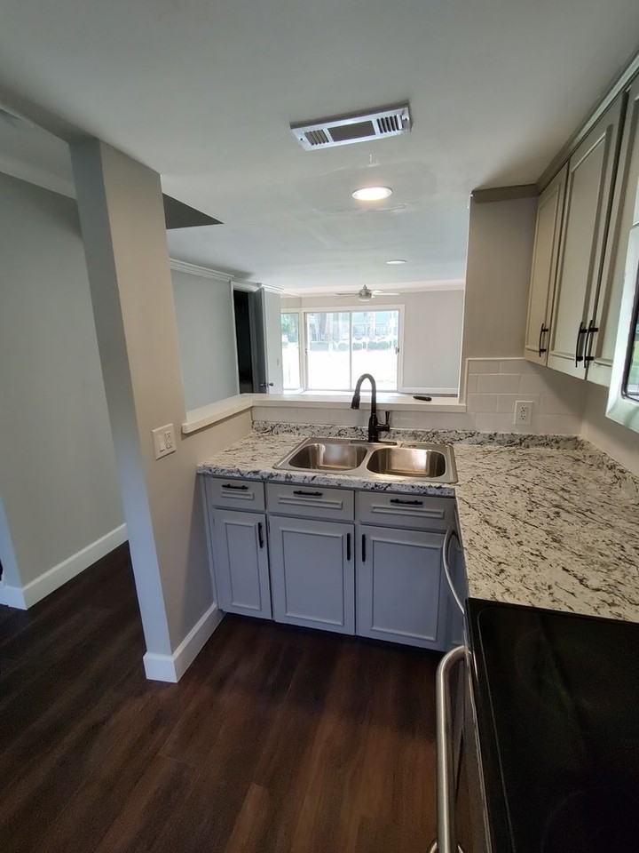 32 S Forest Beach Dr - Photo 2 of 13