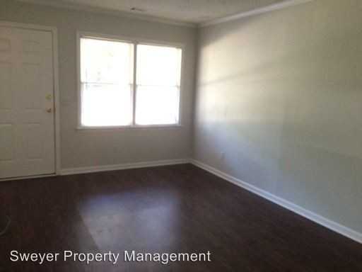 426 Henry St - Photo 2 of 17