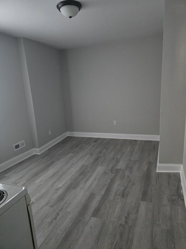 1325 N 49th St #2 - Photo 2 of 9