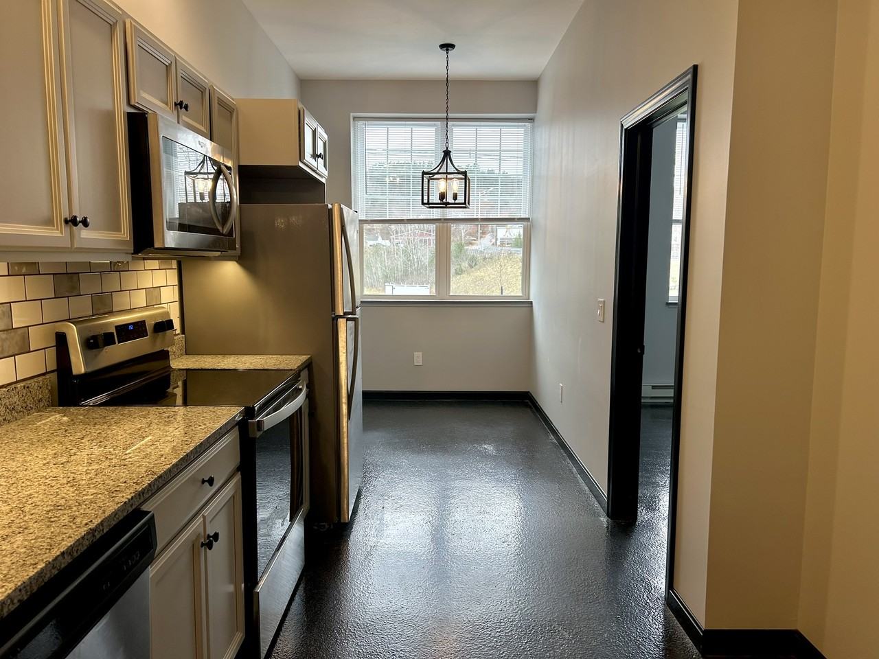 24 Beacon St #145D - Photo 3 of 13