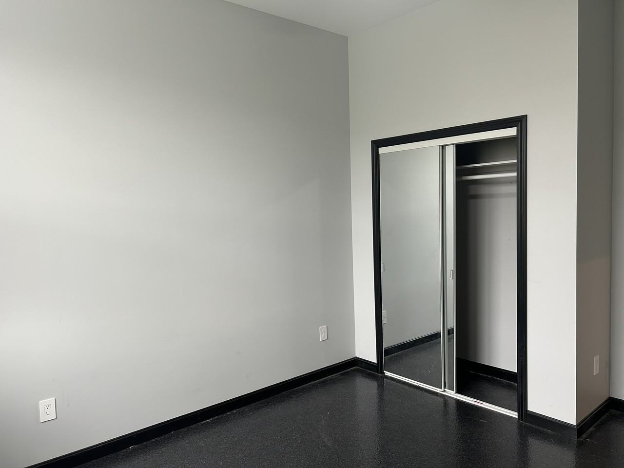 24 Beacon St #145D - Photo 6 of 13