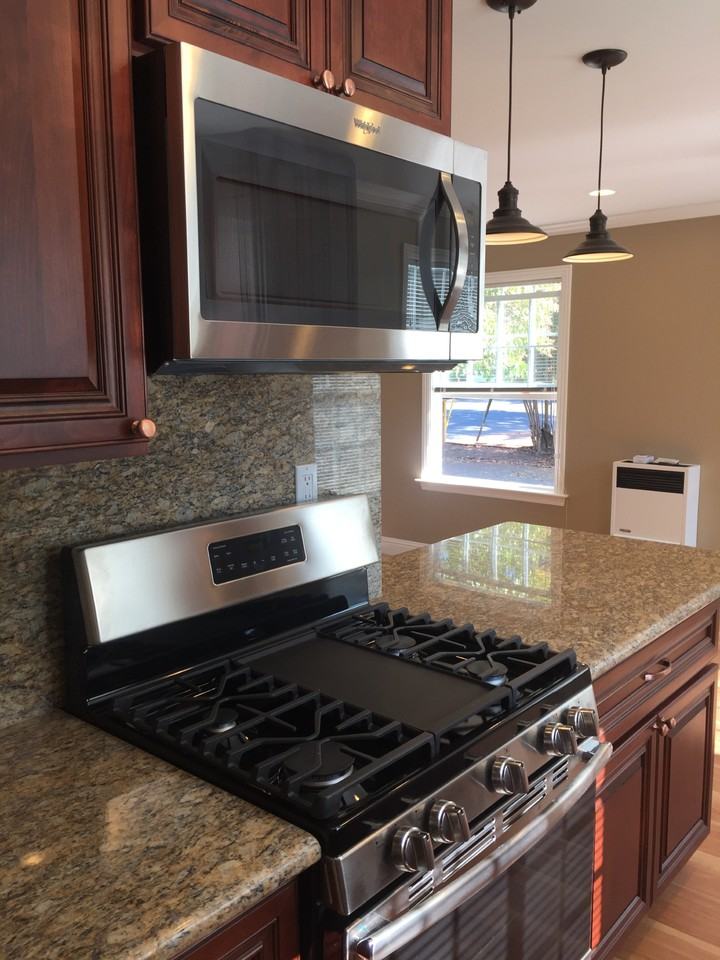 2181 Shurtleff Ave #1 - Photo 3 of 8