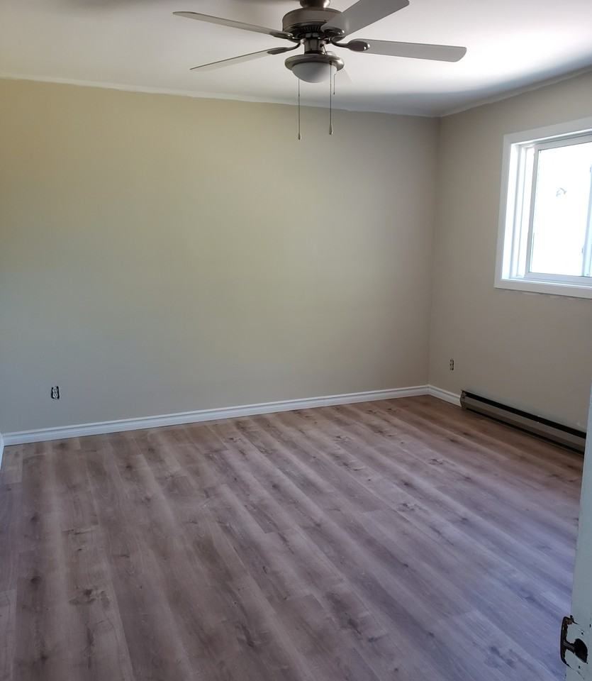 365 Weller Ave #2 - Photo 4 of 12