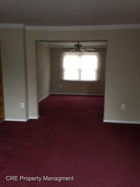 8280 Imperial Dr - Photo 3 of 11