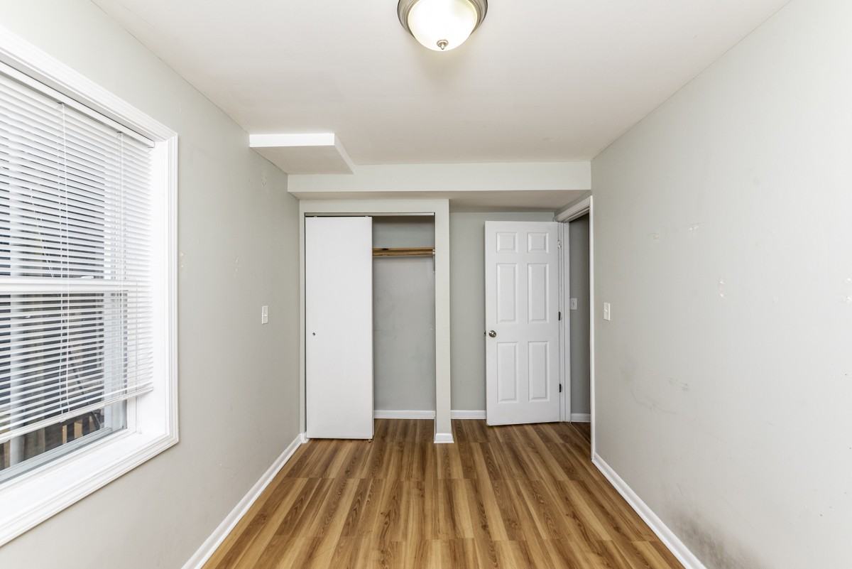 1431 W Flournoy St #1R - Photo 6 of 11