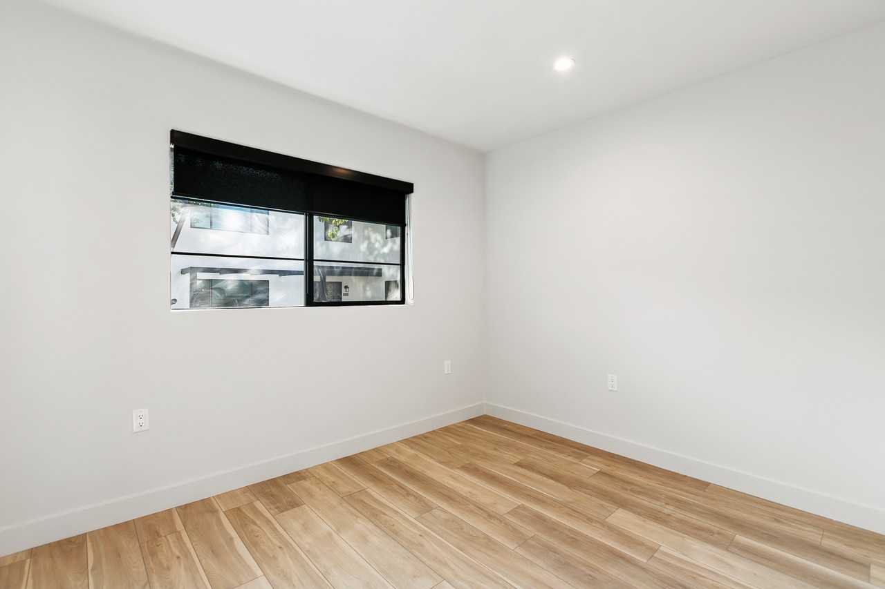 215 Lucas Avenue #3 - Photo 4 of 11