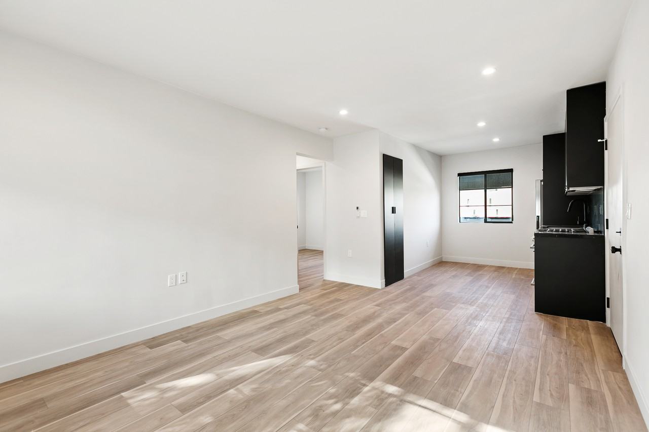 215 Lucas Avenue #3 - Photo 5 of 11