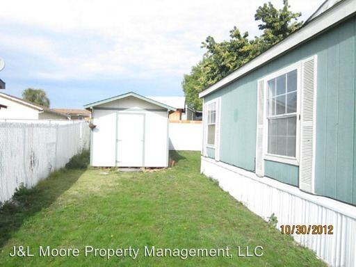 2513 Avenue A - Photo 3 of 11