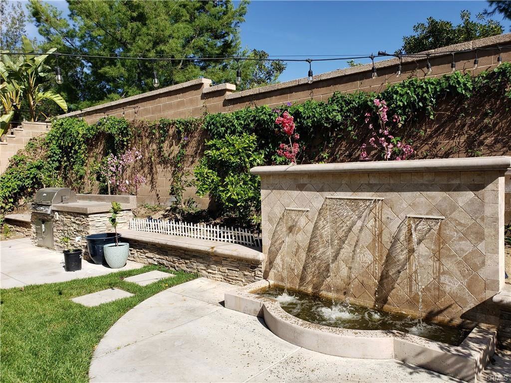 72 Cortland - Photo 2 of 8