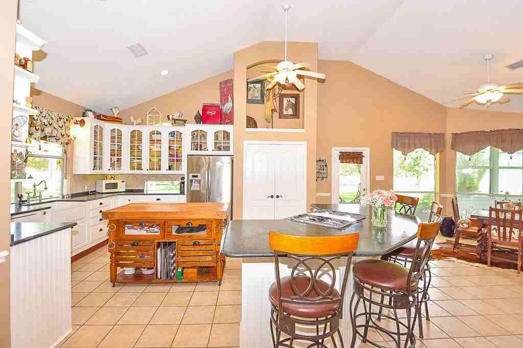 38094 Joe Loggins Rd - Photo 3 of 24