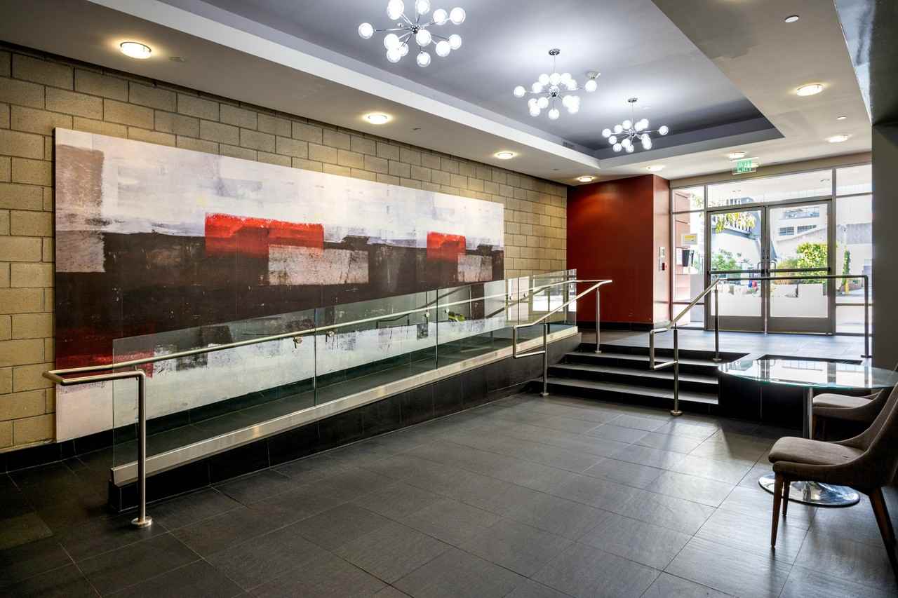 Los Robles - Photo 4 of 28