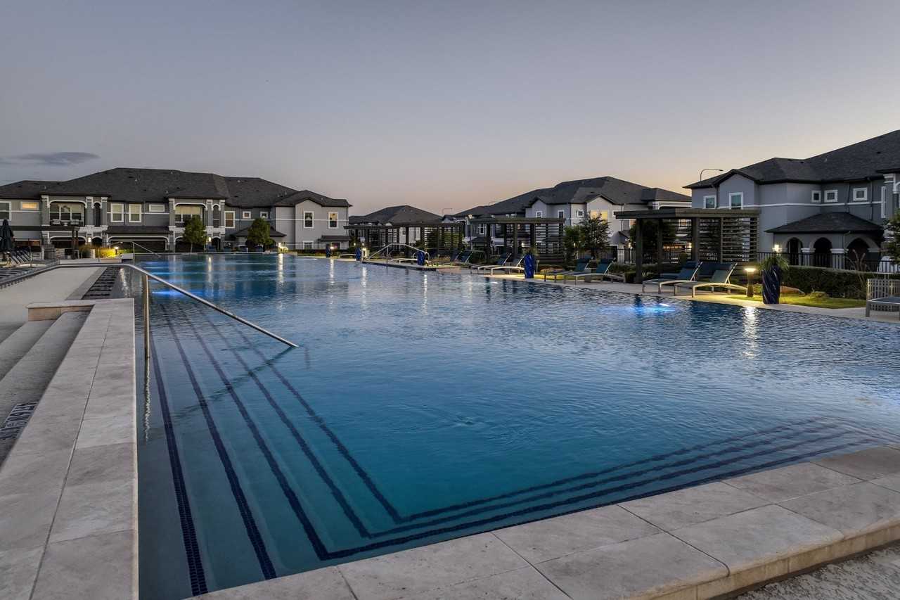 Reveal on the Lake - Photo 5 of 52