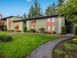 featured image of 12505 Southeast River Road