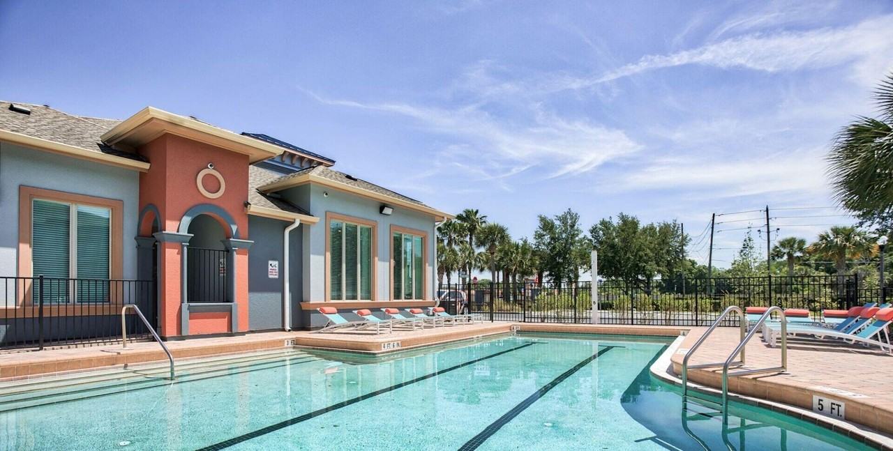 Sawgrass Creek - Photo 2 of 15