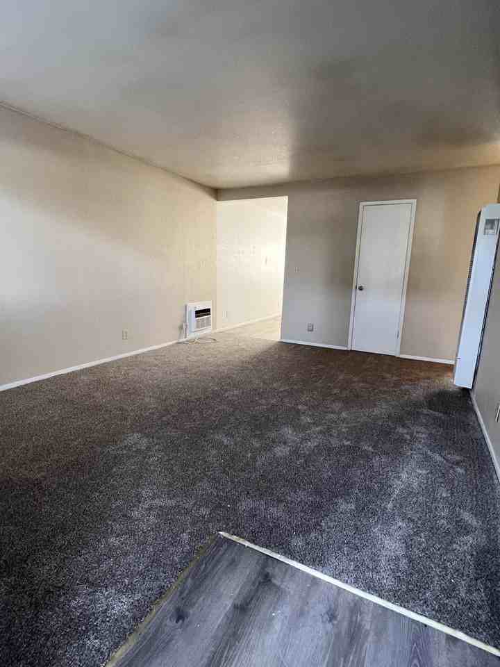 3417 Fairview Dr - Photo 7 of 13