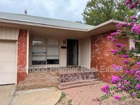 2829 Lakeside Dr - Photo 1 of 1