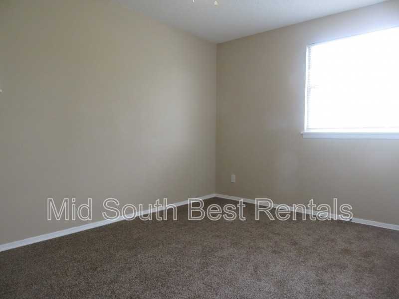 834 Lucille Avenue - Photo 6 of 8