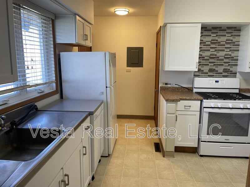 23476 Pj Keller Hwy - Photo 2 of 17