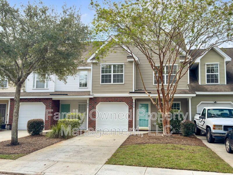 8670 Grassy Oak Trl - Photo 3 of 35