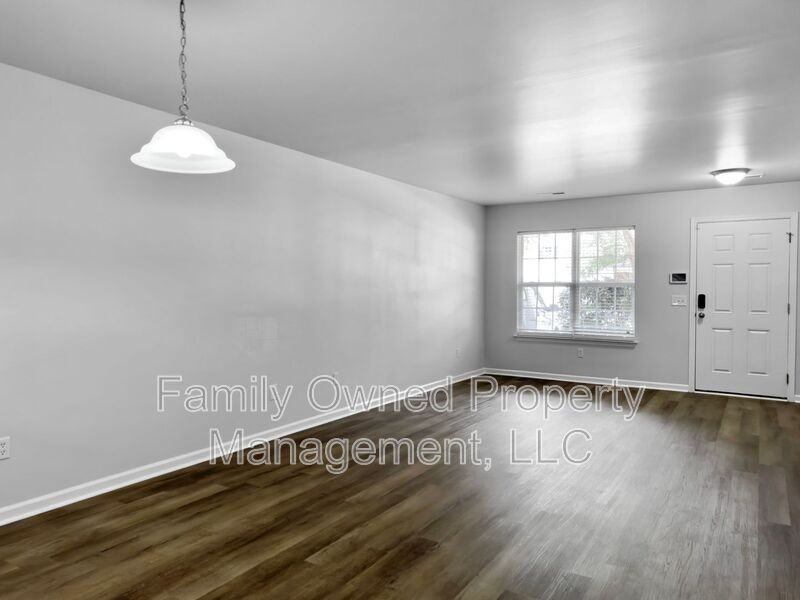 8670 Grassy Oak Trl - Photo 7 of 35