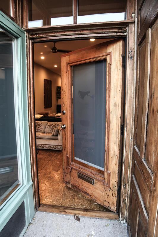 3555 California Ave - Photo 3 of 17