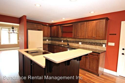 117 Indian Bayou Dr - Photo 2 of 13