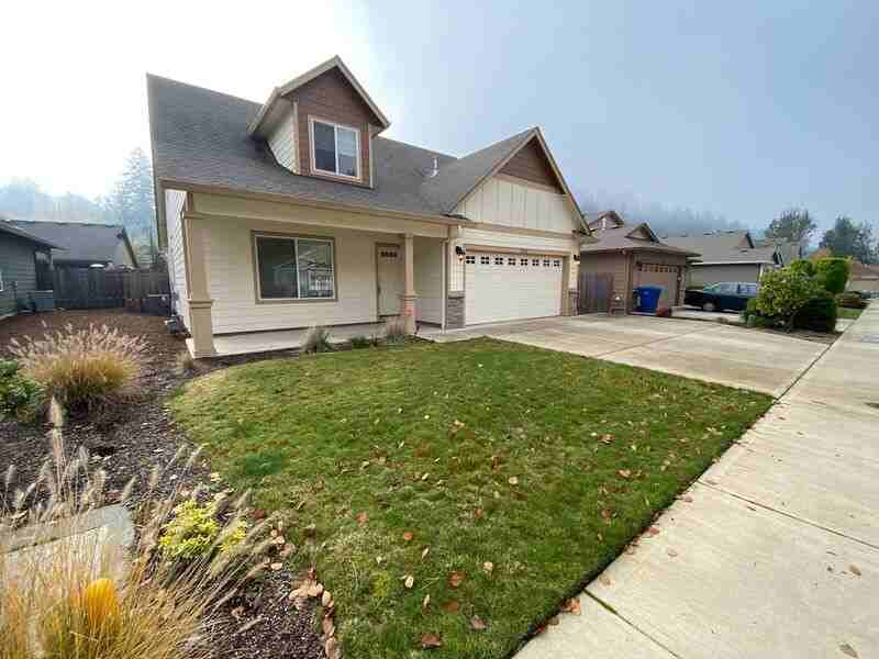 2512 Equestrian Loop S - Photo 2 of 28