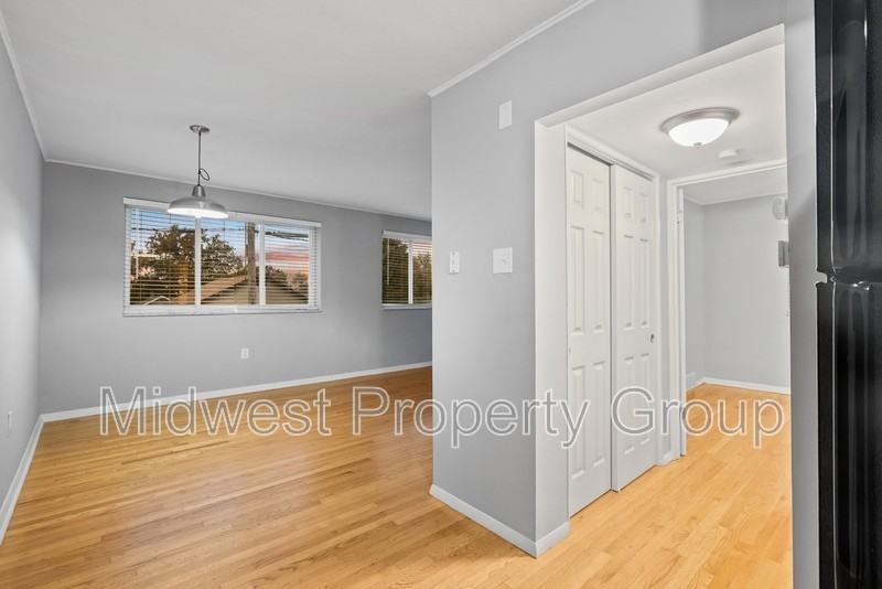 2507 S Big Bend Blvd #6