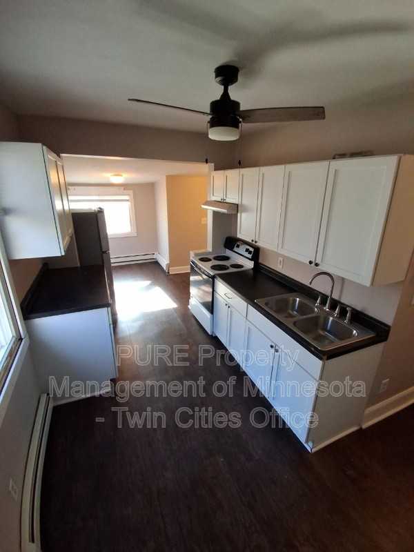 1296 Selby Ave Uppr - Photo 3 of 20