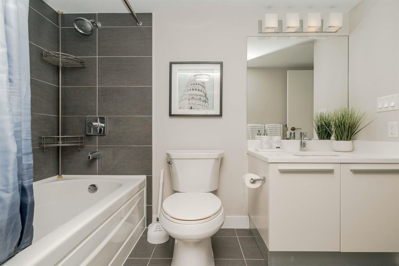 1323 Homer Street - Photo 5 of 16