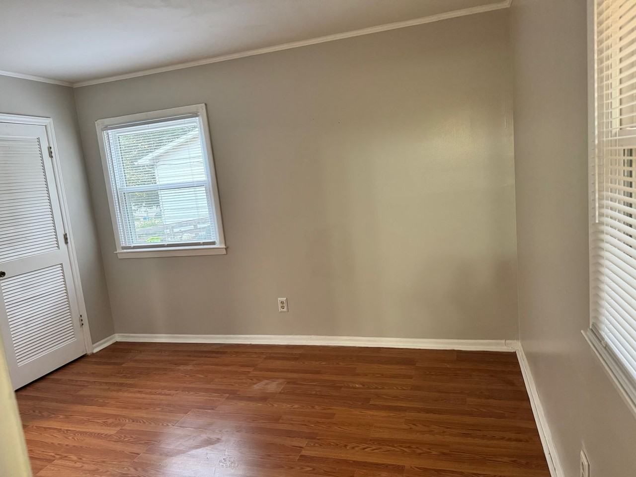 1561 Marble St - Photo 6 of 17