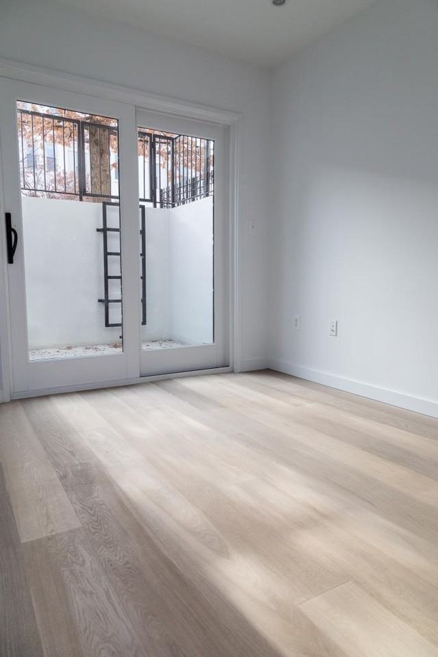 1443 Euclid St NW - Photo 7 of 37