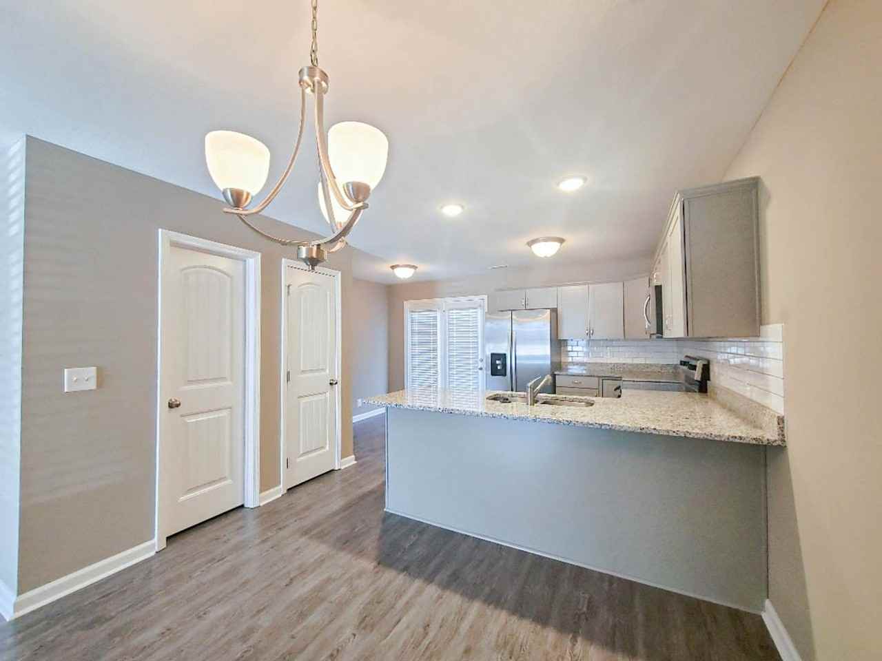 198 Alexander Boulevard - Photo 7 of 16