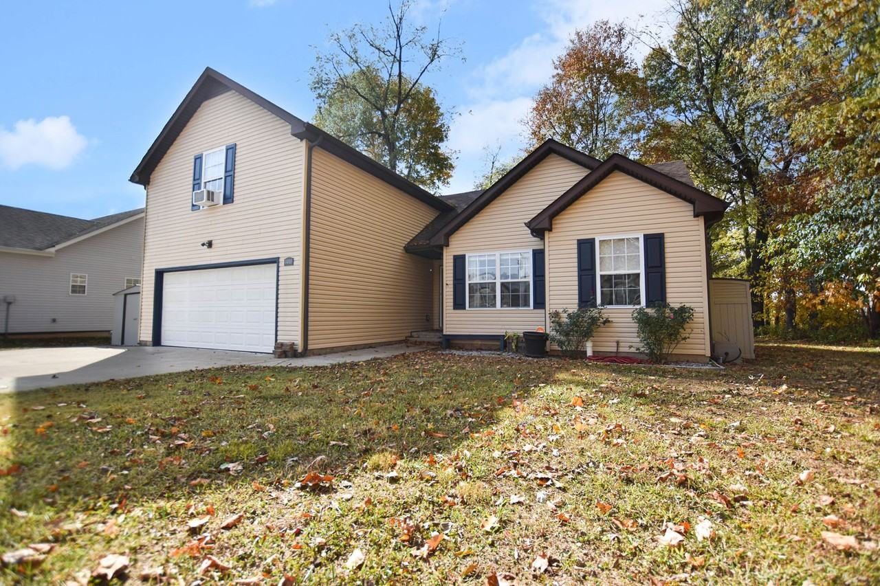 1410 Scrub Oak Dr - Photo 2 of 22
