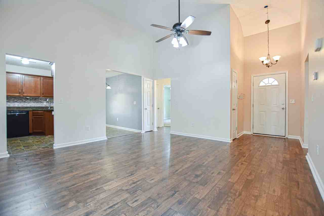 1410 Scrub Oak Dr - Photo 5 of 22