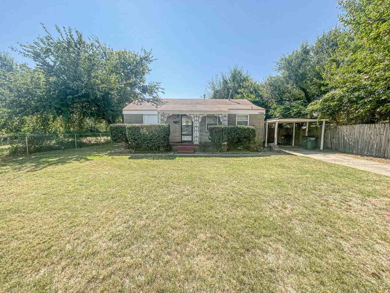 3704 Se 15th St - Photo 6 of 20