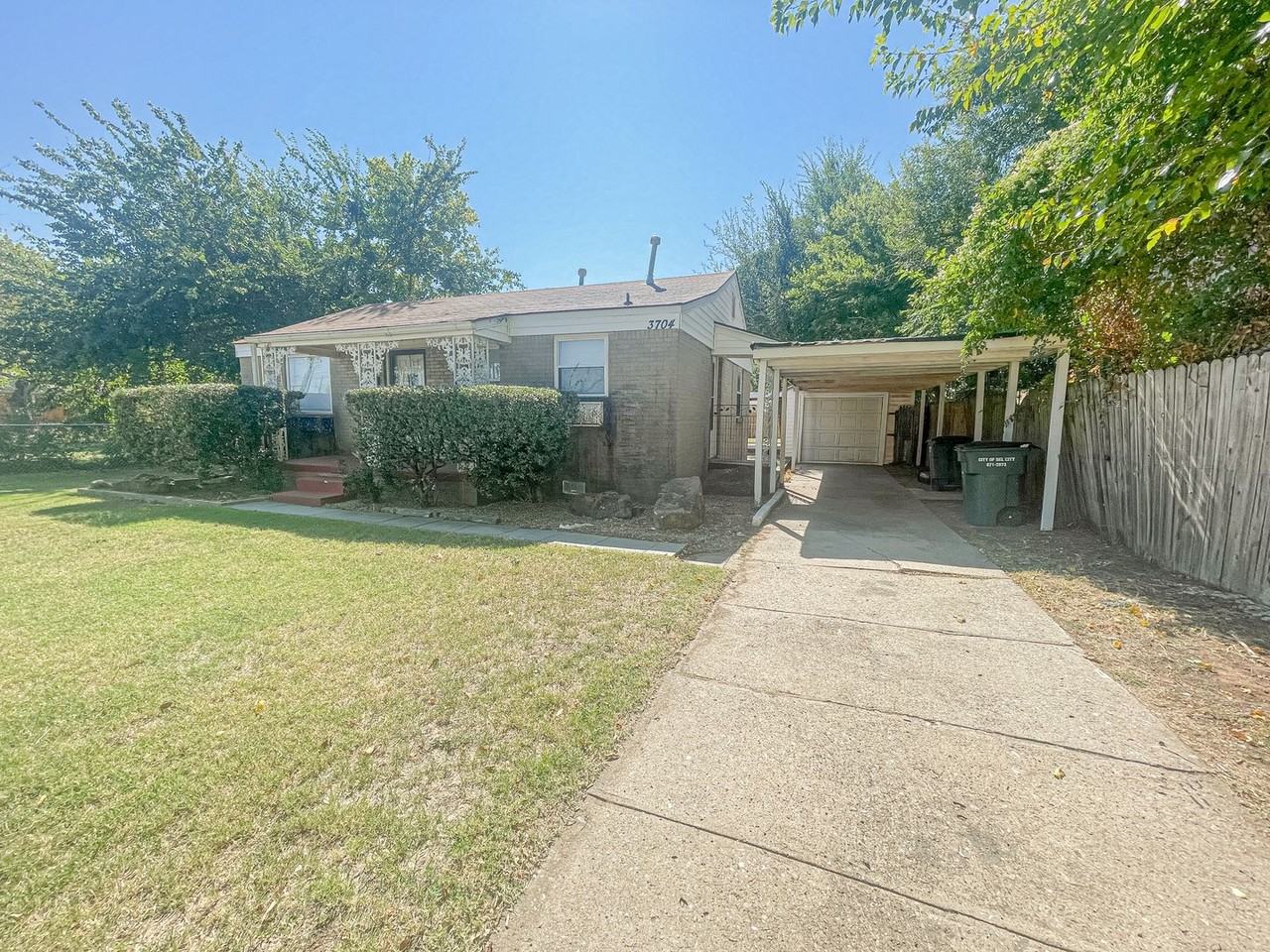 3704 Se 15th St - Photo 7 of 20