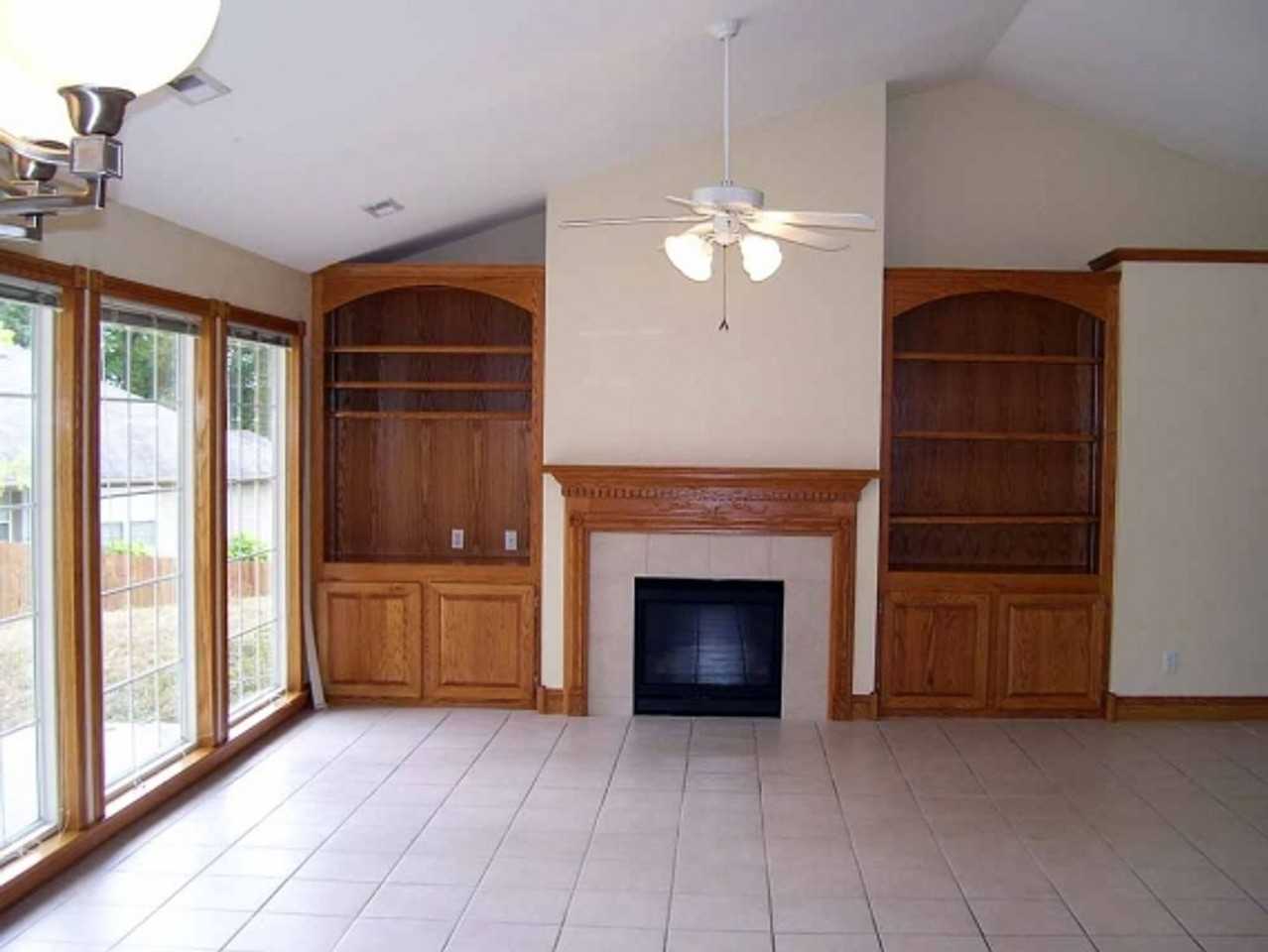 6604 Chrissula Ln - Photo 2 of 22