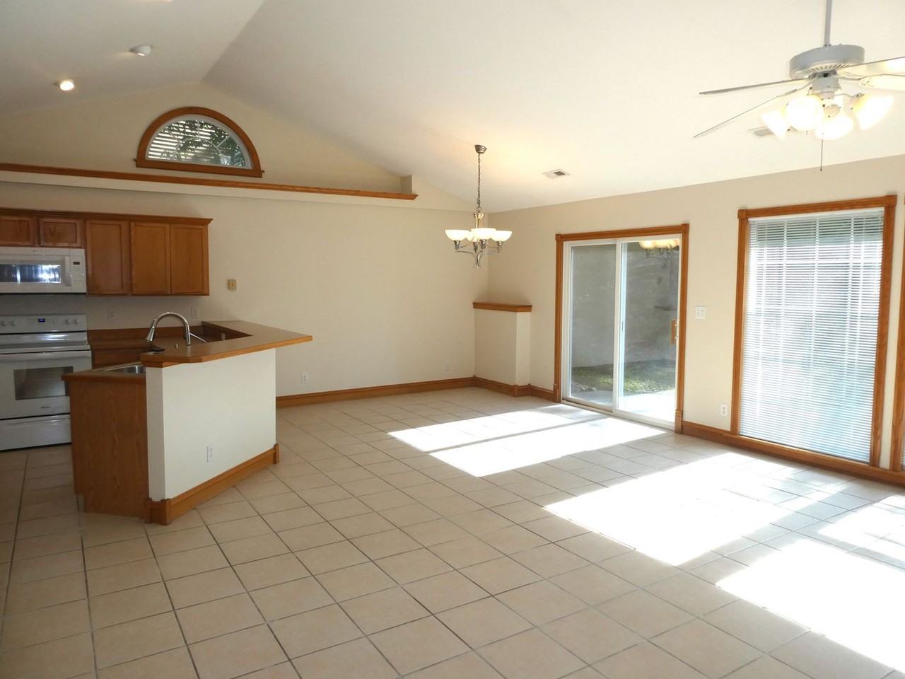 6604 Chrissula Ln - Photo 3 of 22