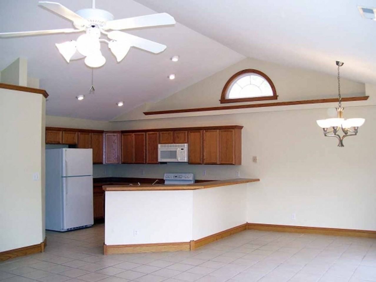 6604 Chrissula Ln - Photo 4 of 22