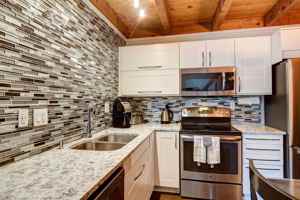 featured image of 307-I Treehouse