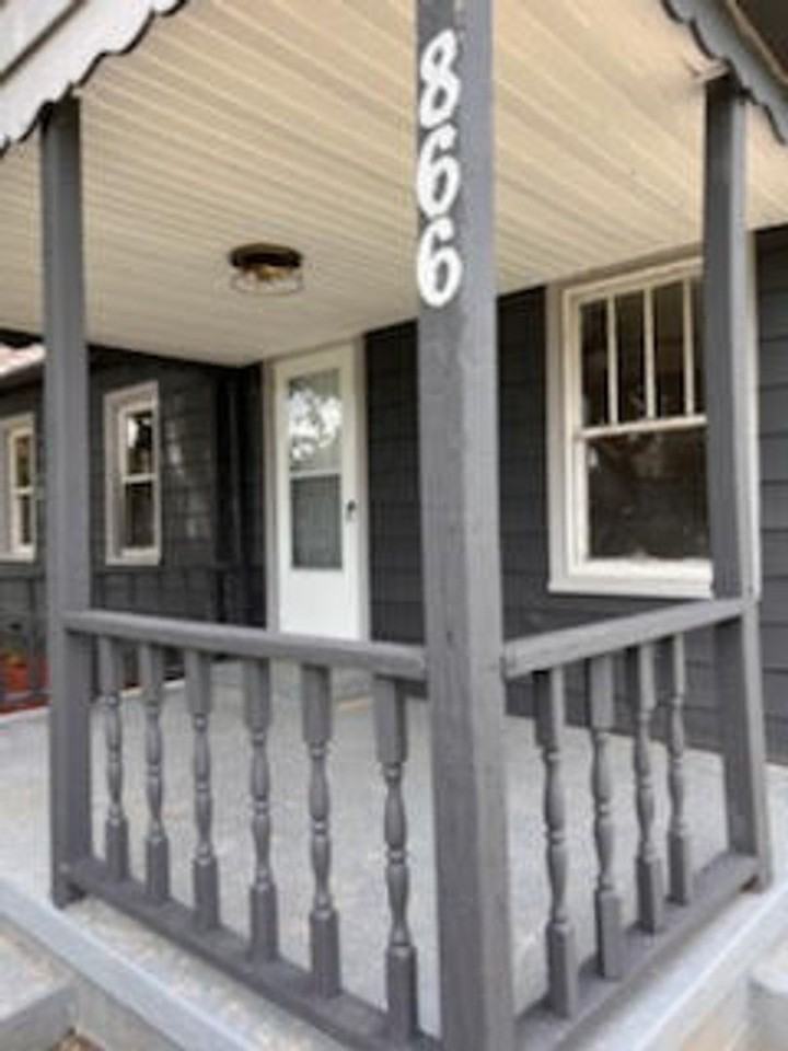 866 Palmer Ave - Photo 2 of 12