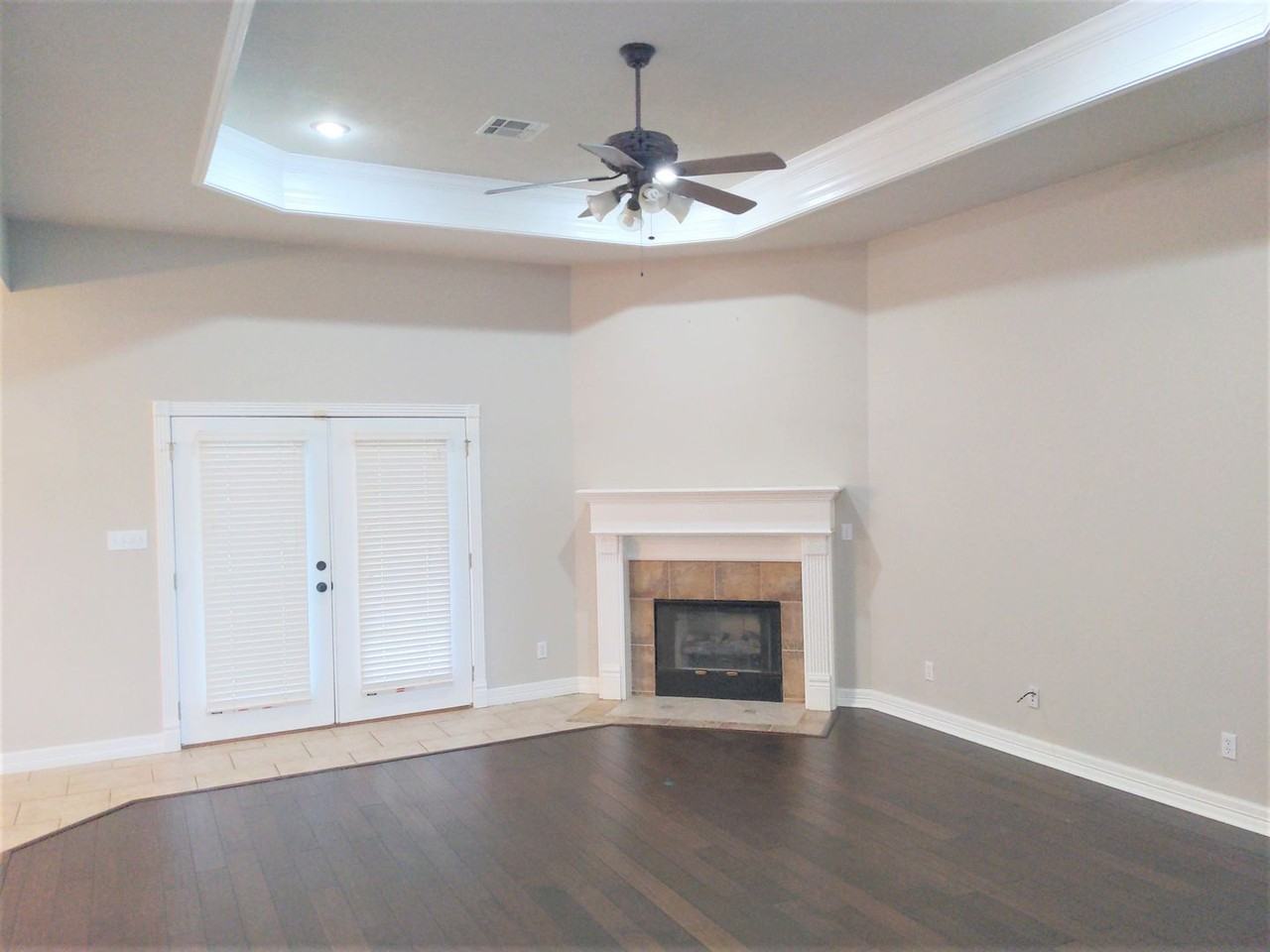 6245 April Ln - Photo 3 of 23