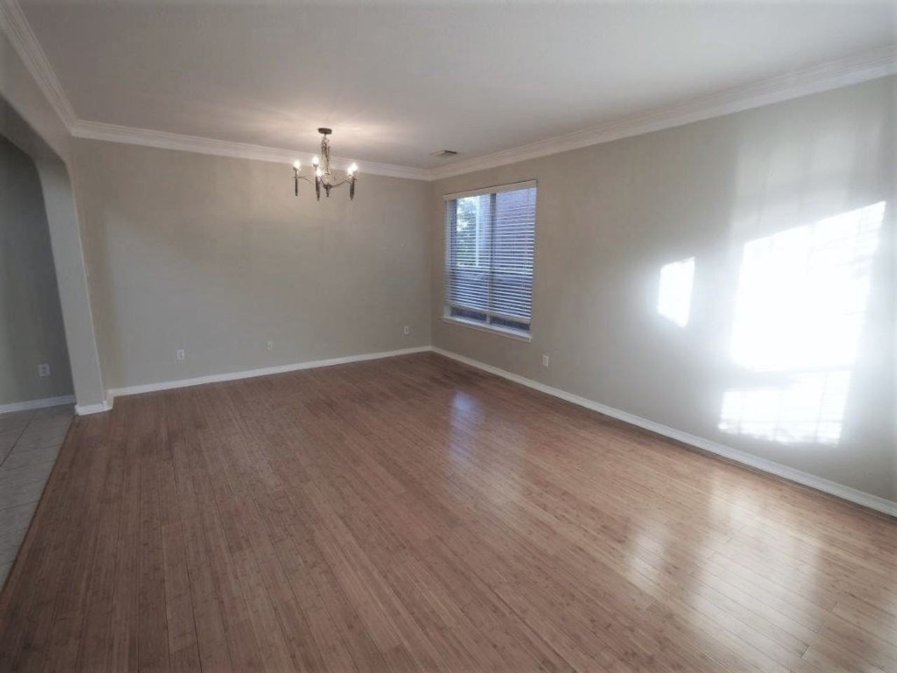 2849 Lantana Ridge Dr - Photo 5 of 37