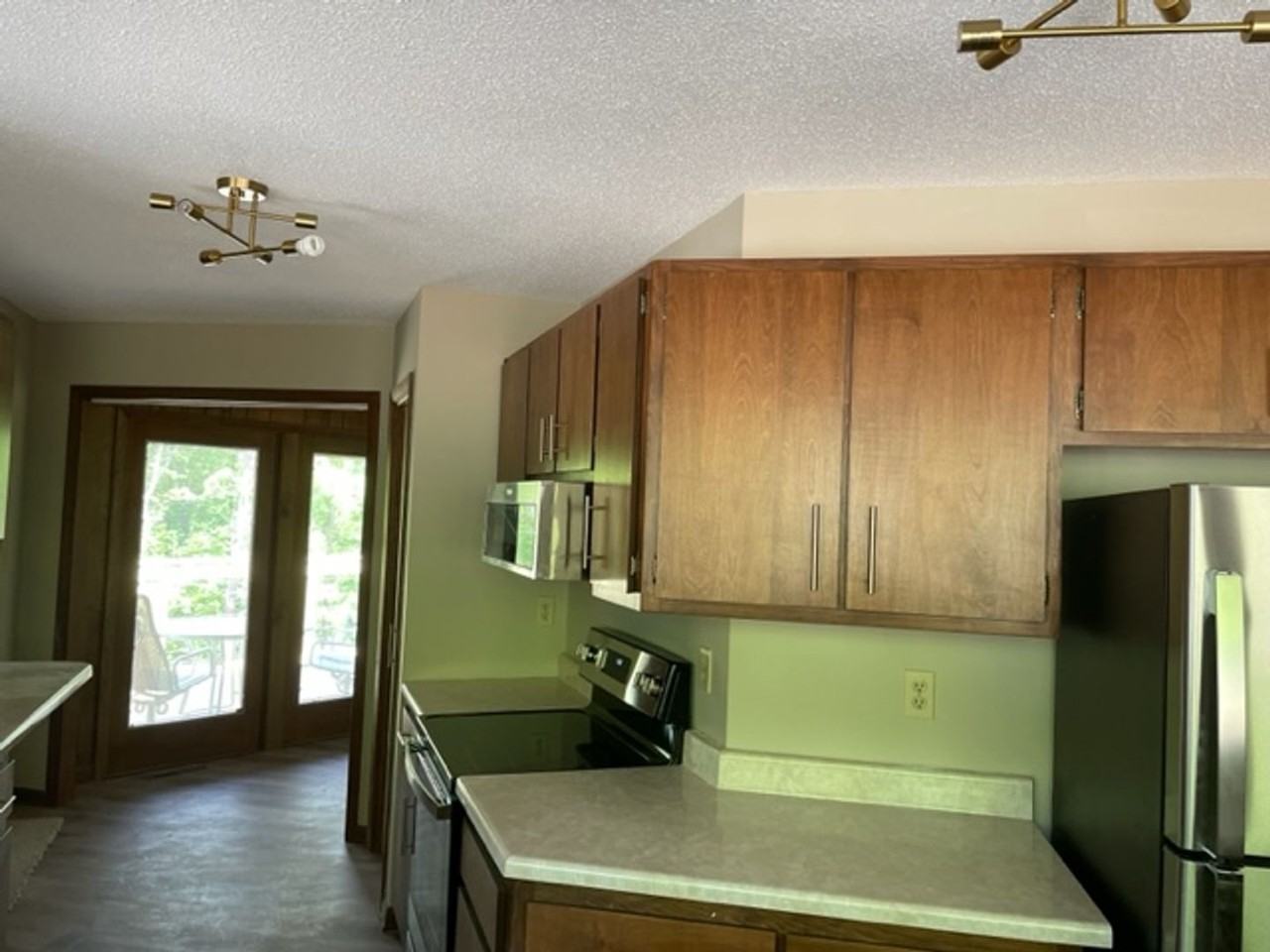 1385 Cruze Rd - Photo 3 of 24