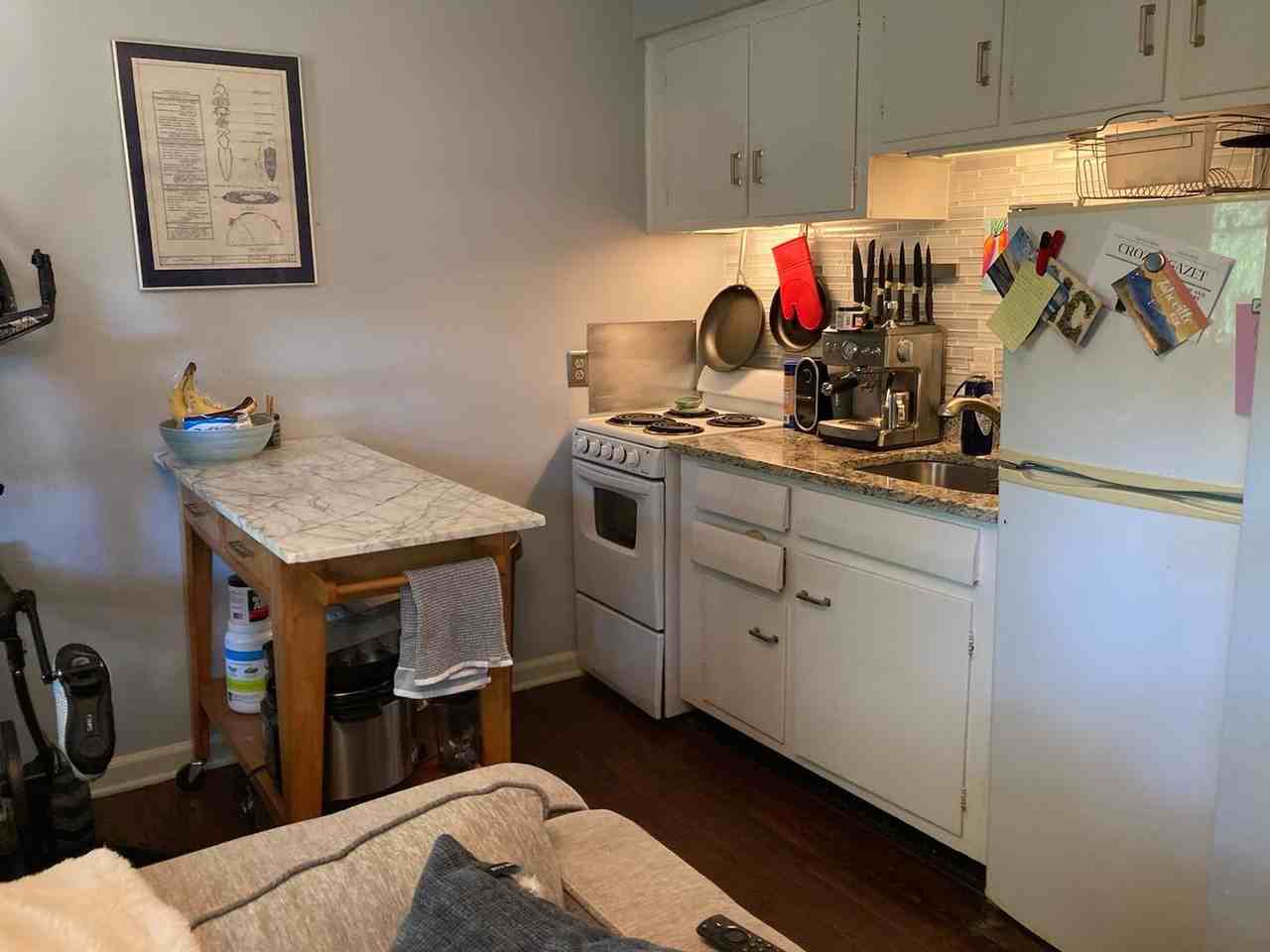 1054 Nichols Dr #B - Photo 4 of 7