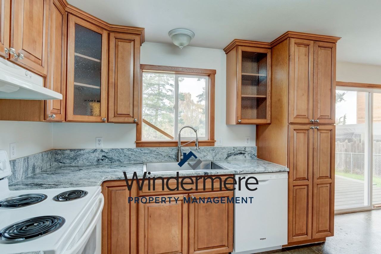 408 Ne Faris St - Photo 2 of 20